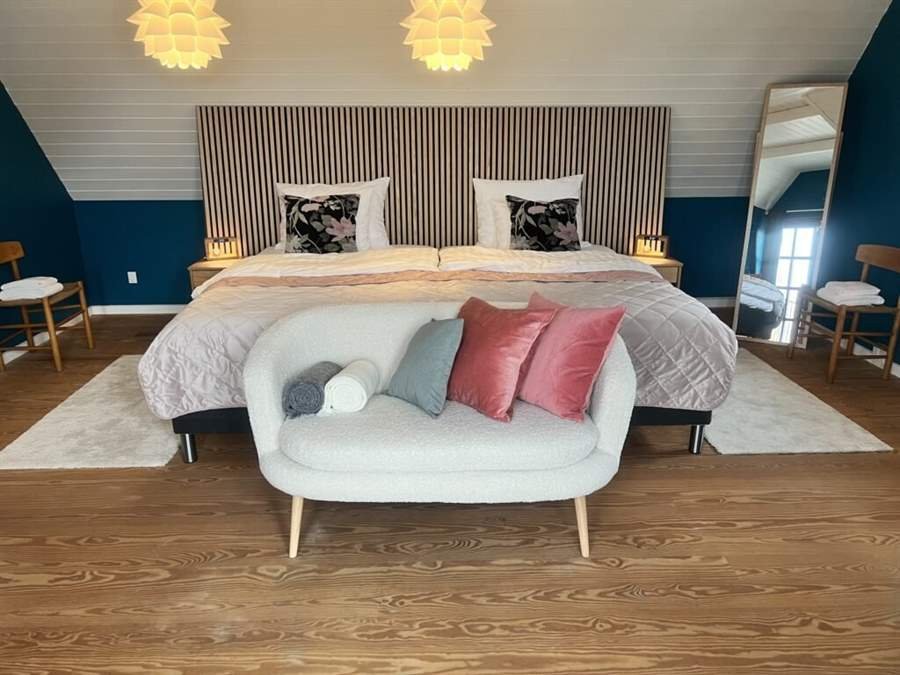 Schlafzimmer 1